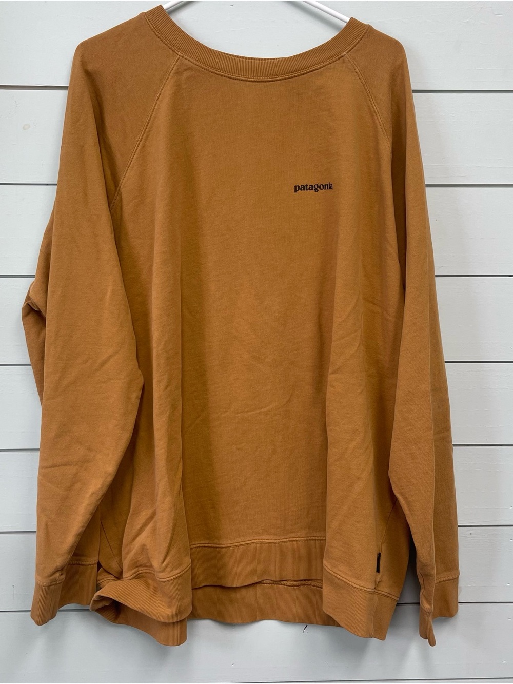 Patagonia crewneck sweatshirt orange men's size 3XL